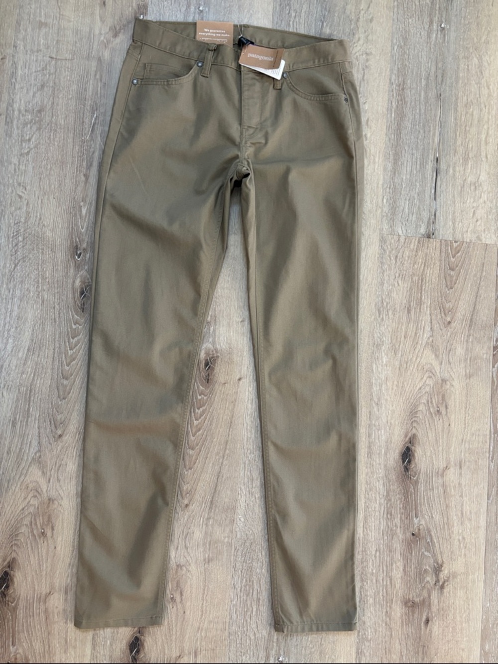 Patagonia Women’s Pinyon Pines Hiking Pant Size 6 slim fit, ash tan